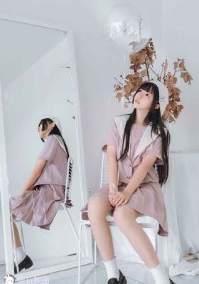 《粉红色的火烈鸟》_DVDBD在线观看